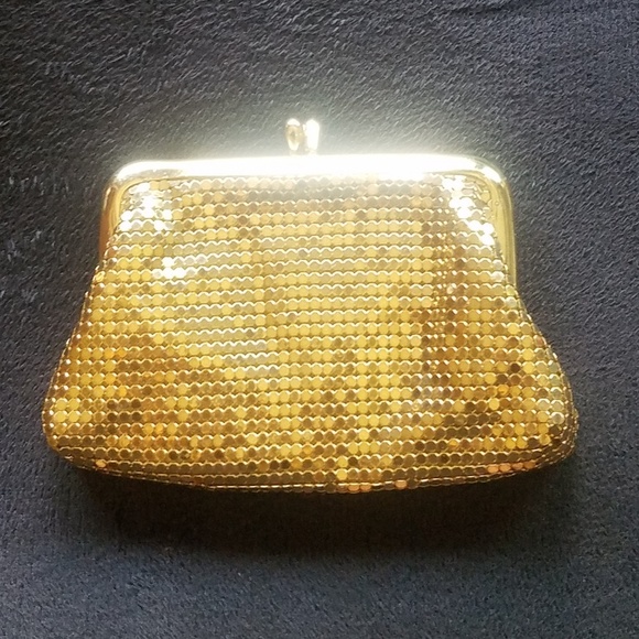 Whiting & Davis Handbags - Vintage Whiting & Davis gold coin purse